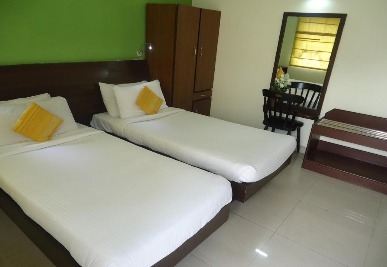 The Green Path Eco Hotel بنغالور المظهر الخارجي الصورة